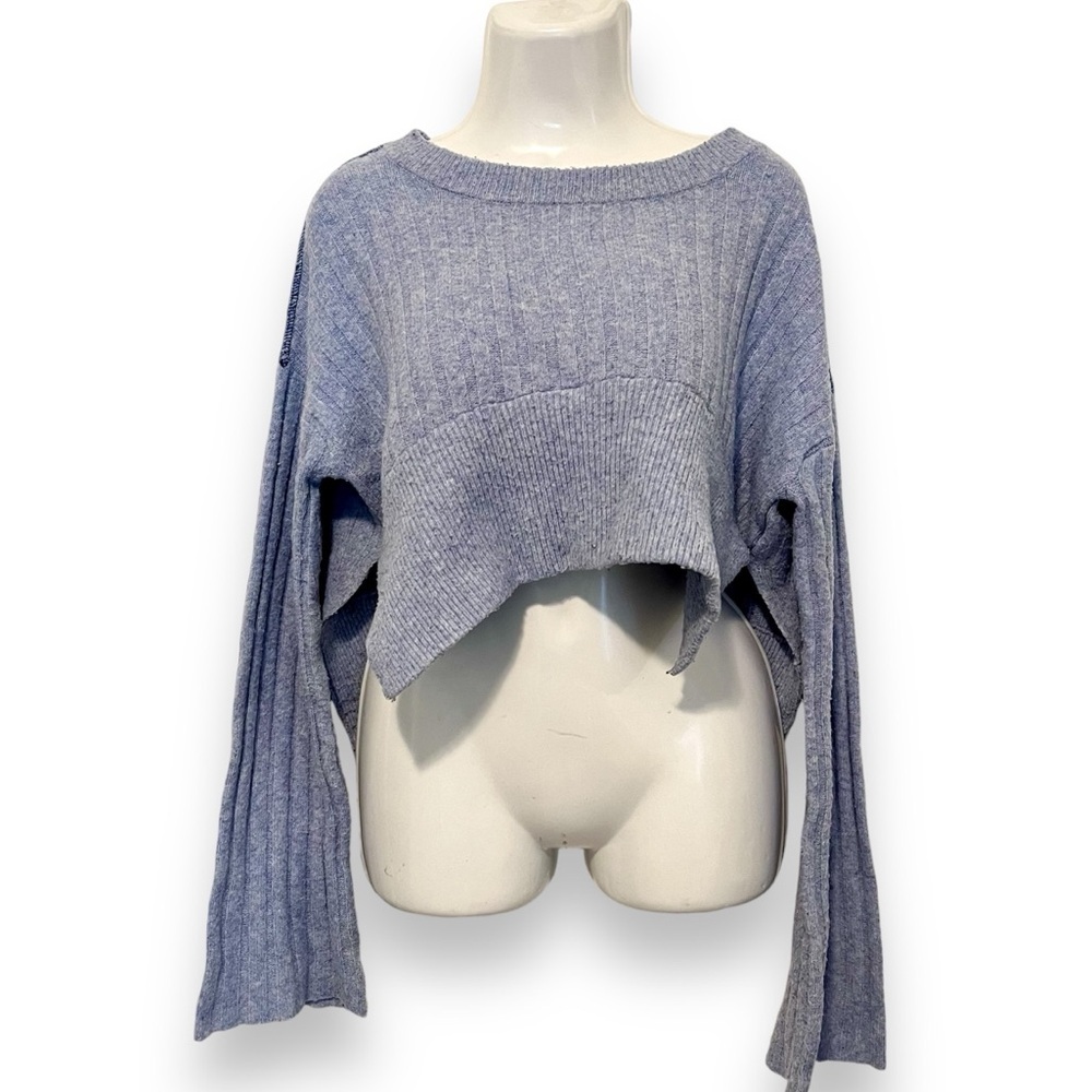Urban Outfitters - Cropped Bell Sleeve Sweater Size S